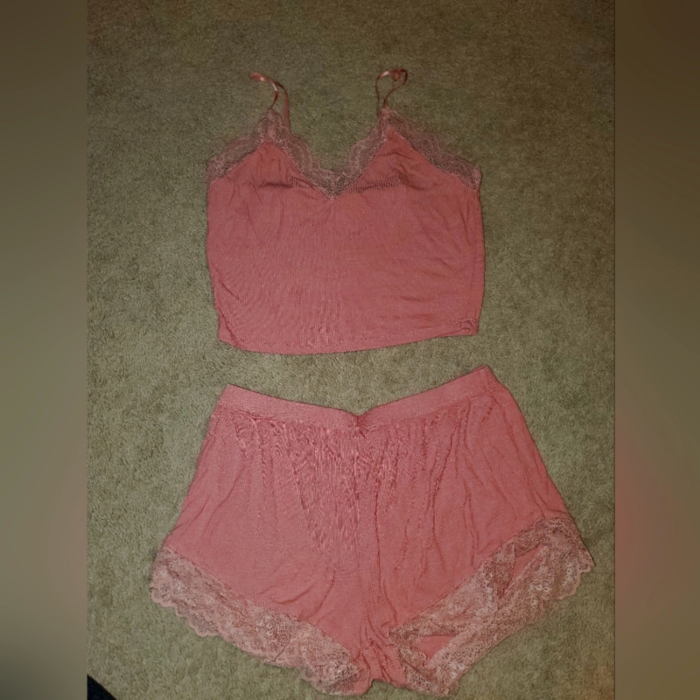 🌟NWOT WOMENS SEXY PINK 2 PIECE PJAMA SIZE SMALL
